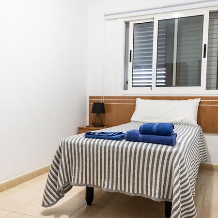 Yesenia Vv Airport Apartment El Matorral Exterior photo